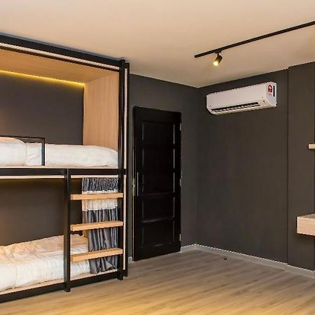 Rumah Tetamu Bunk Bunk Malacca Buitenkant foto